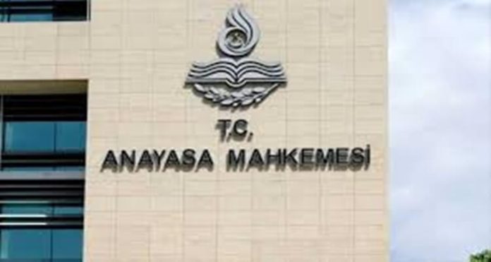 anayasa-mahkemesinin-cumhurbaşkanliği-kararnamelerine iliskin-ilk-karari