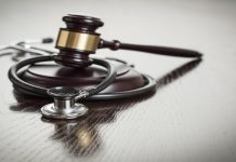 Kusurlu tıbbi müdahaleden dolayı hekimin tazminat sorumluluğu var mıdır?